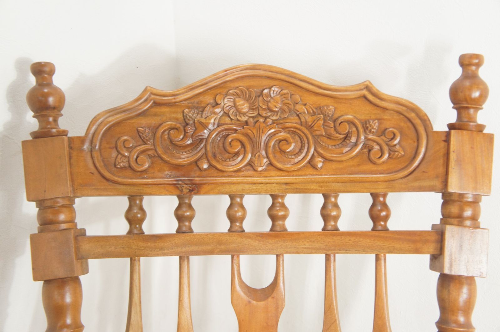 マホガニー無垢材