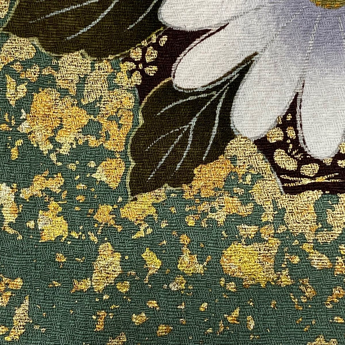 【振袖】 ちりめん 鳥 草花模様 金彩 着物 単衣 小振袖 身丈約158.5cm 振袖】 ちりめん 鳥 草花模様 金彩 着物 単衣 小振袖 身丈約158.5cm