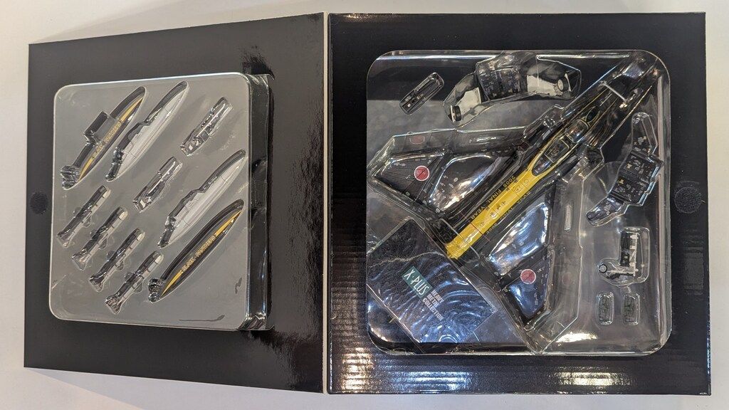 X・PLUS 1/72 HEAVY METAL COLLECTION F-4EJ KAI JASDF 8SQ BLACK