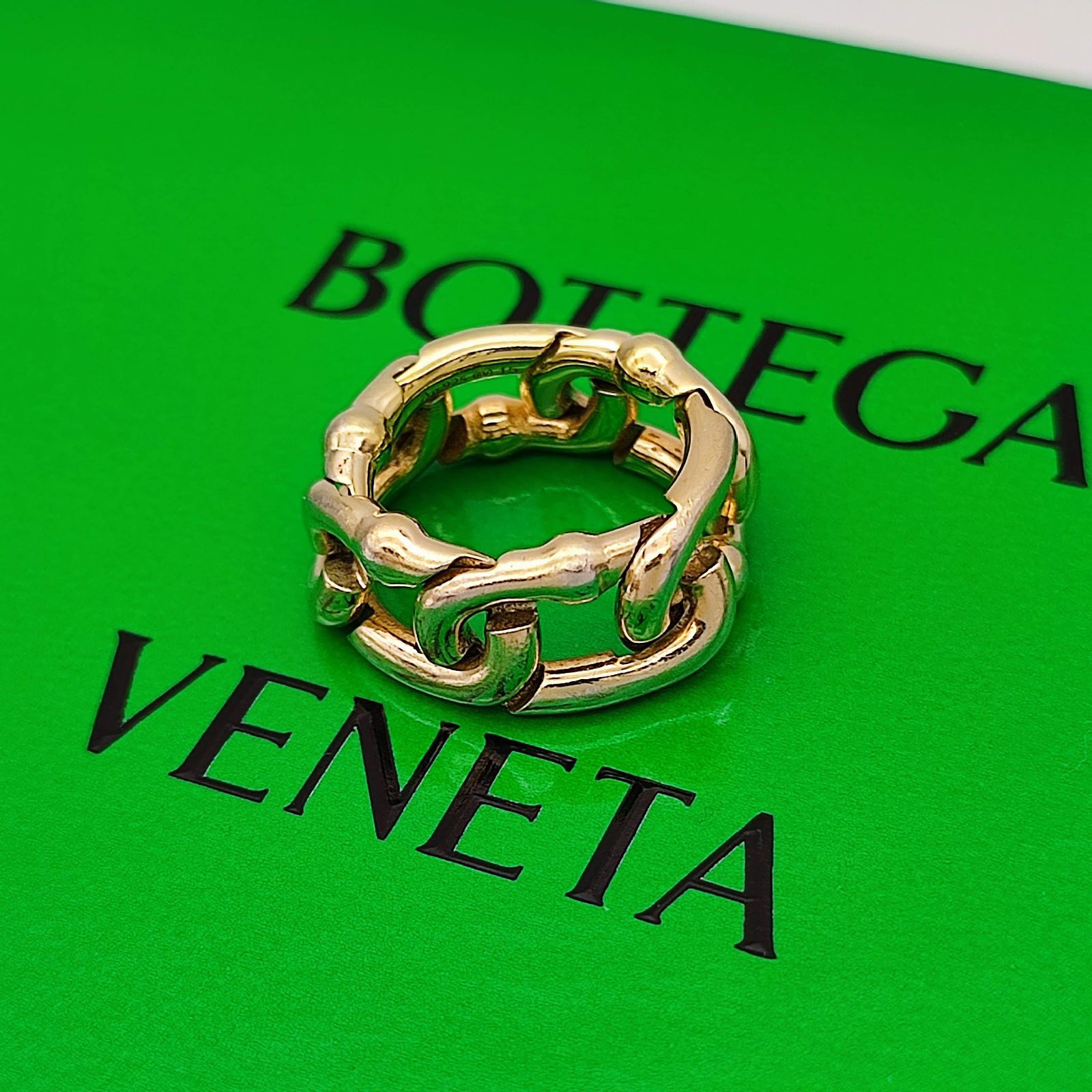 ゴールドリング　ボッテガ　15号 イエローゴールドイントレチャート リング| Bottega Veneta® 日本