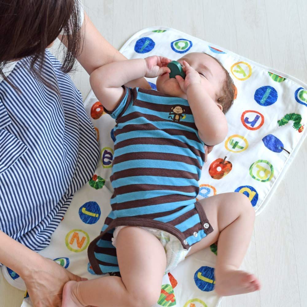マルチ おむつ替えシート はらぺこあおむし baby.e-sleep ベビーイースリープ