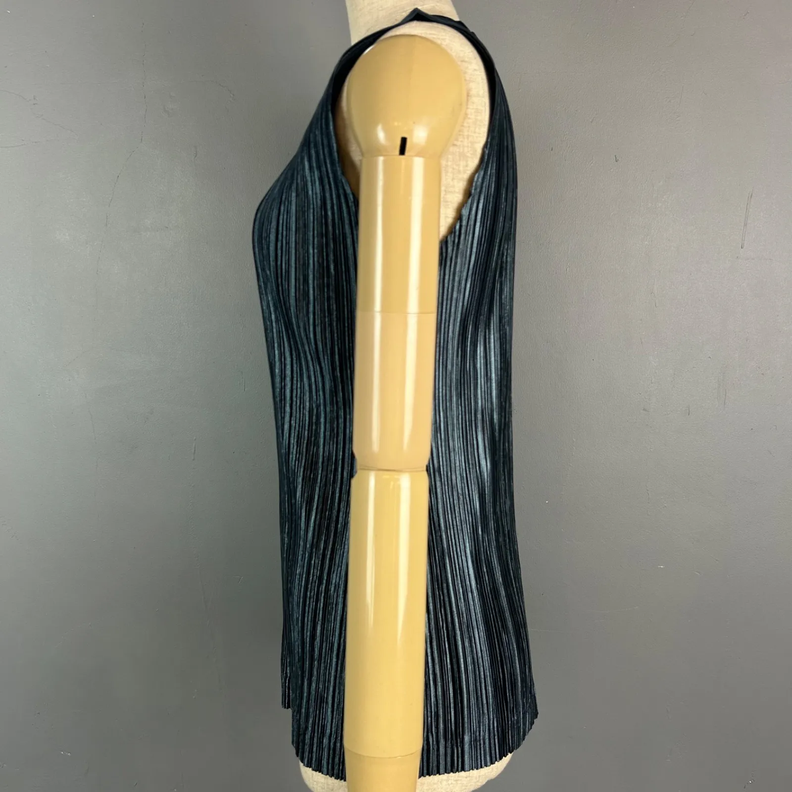 pleatsplease ノースリーブ 楽天市場】プリーツプリーズ ノースリーブの通販