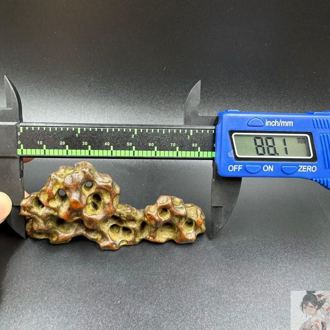 銅製 山透かし彫り筆架 石彫 置物 装飾品 工芸品 書道具 文房具 銅製 山透かし彫り筆架 石彫 置物 装飾品 工芸品 書道具 文房具