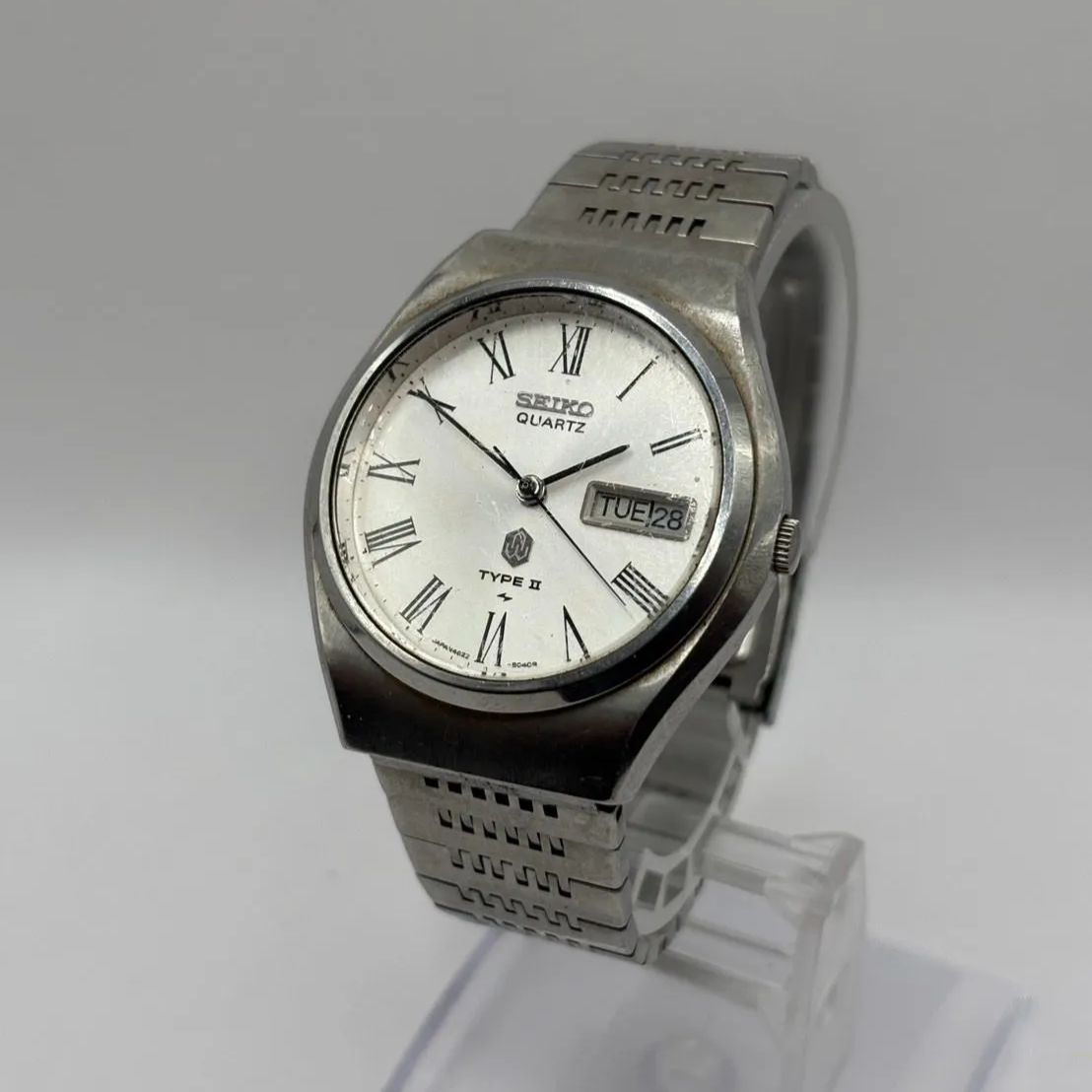 【✨SEIKO✨】TYPE II 4623-8020 VINTAGE メンズ　SEIKO quartz アンティーク　ヴィンテージ　おしゃれ　かわいい　セイコー　高級　ブランド　デイト　銀　silver 銀色　シルバー　希少　レア　コレクター　収集