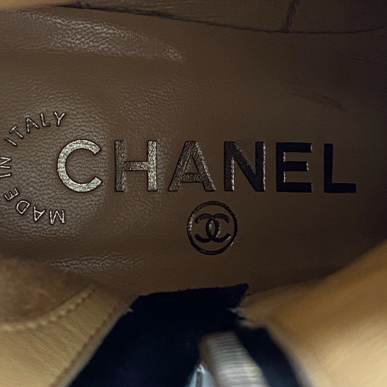 1j3 CHANEL