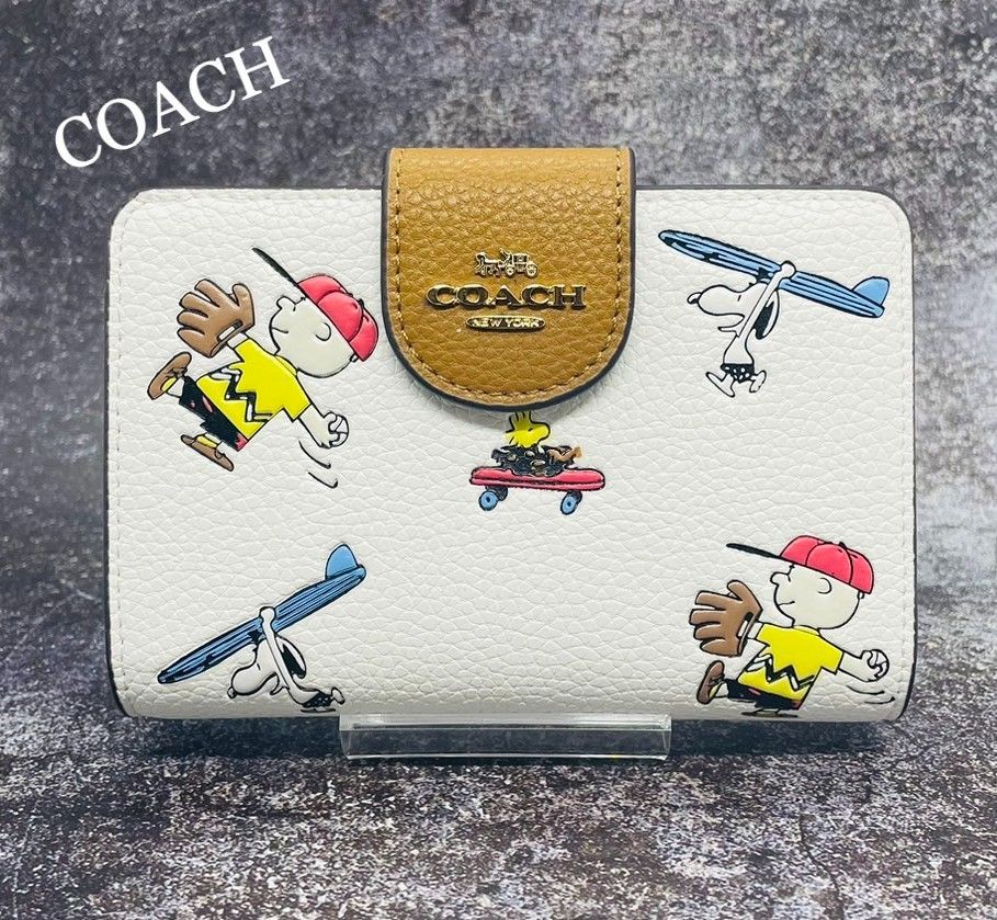 スヌーピー COACH 新品 折財布 【正規品】 チャーリーブラウン4899