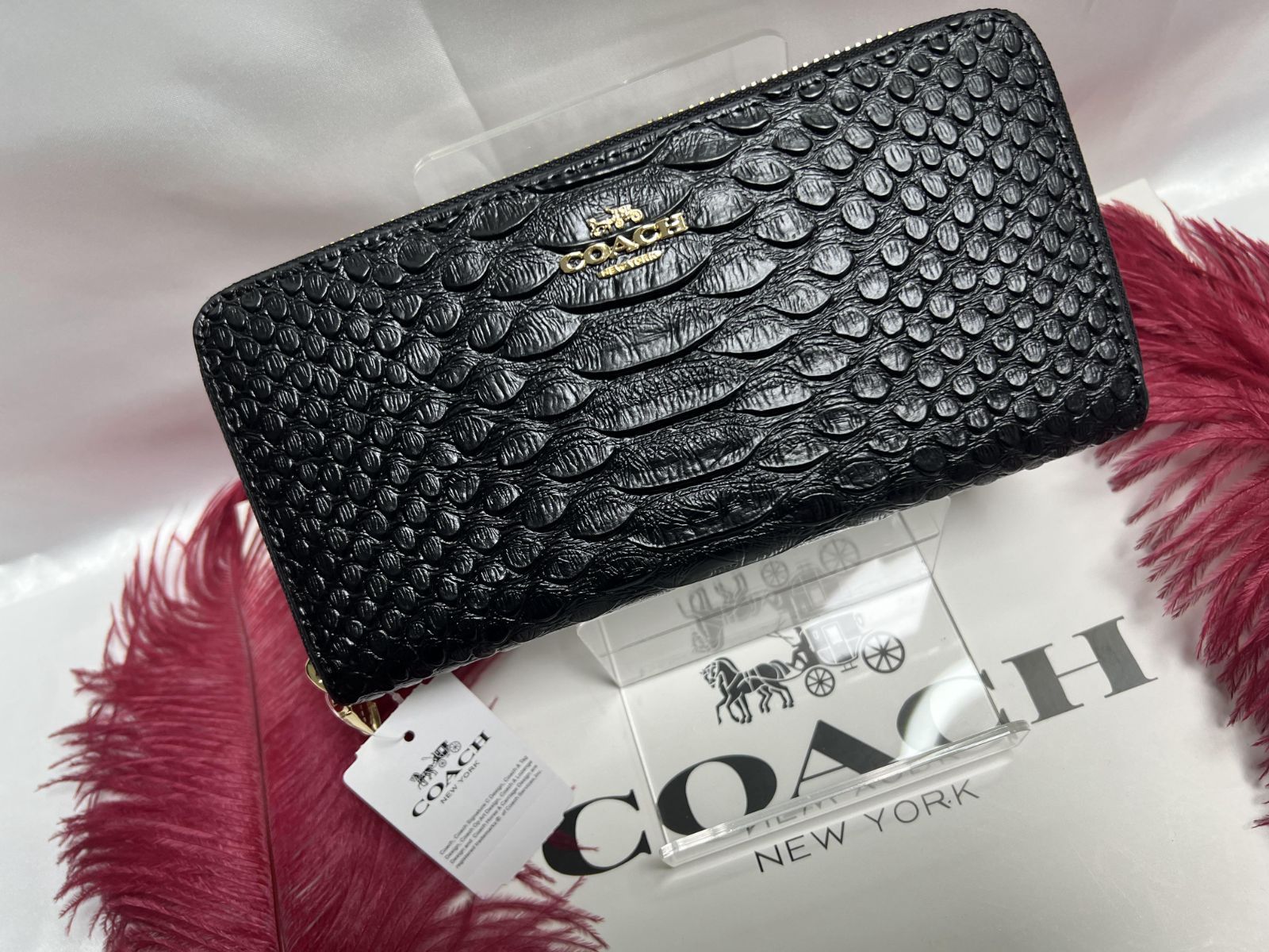 COACH エンボスド スネークレザー 長財布 ブラック-