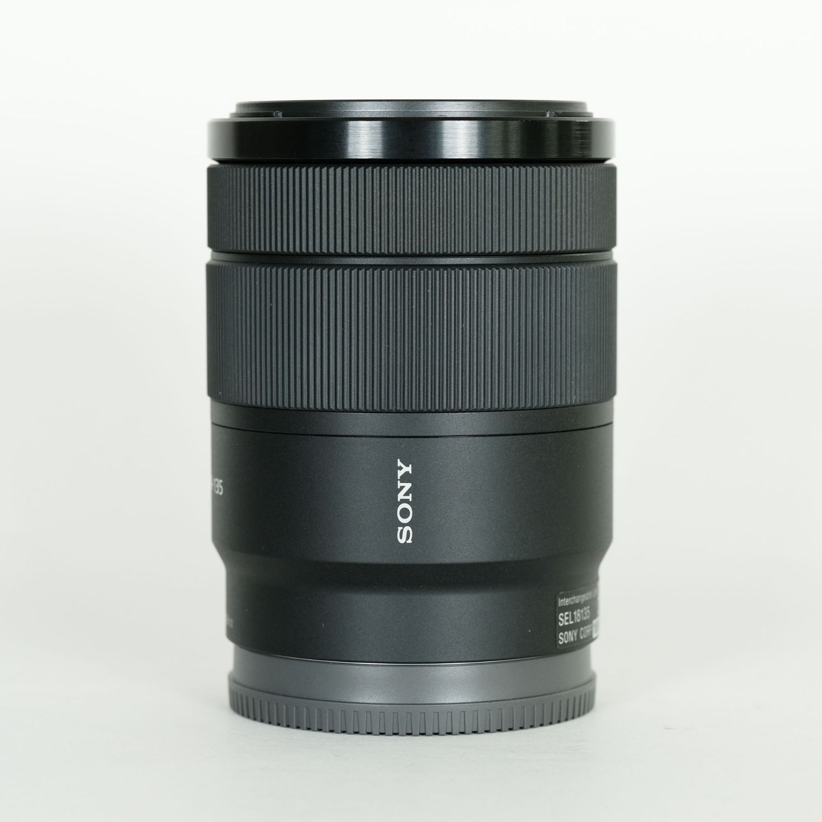 SONY E 18-135mm  SEL18135  美品 SONY SEL18135 E 18-135mm F 3.5-5.6 OSS APS-C format for Sony