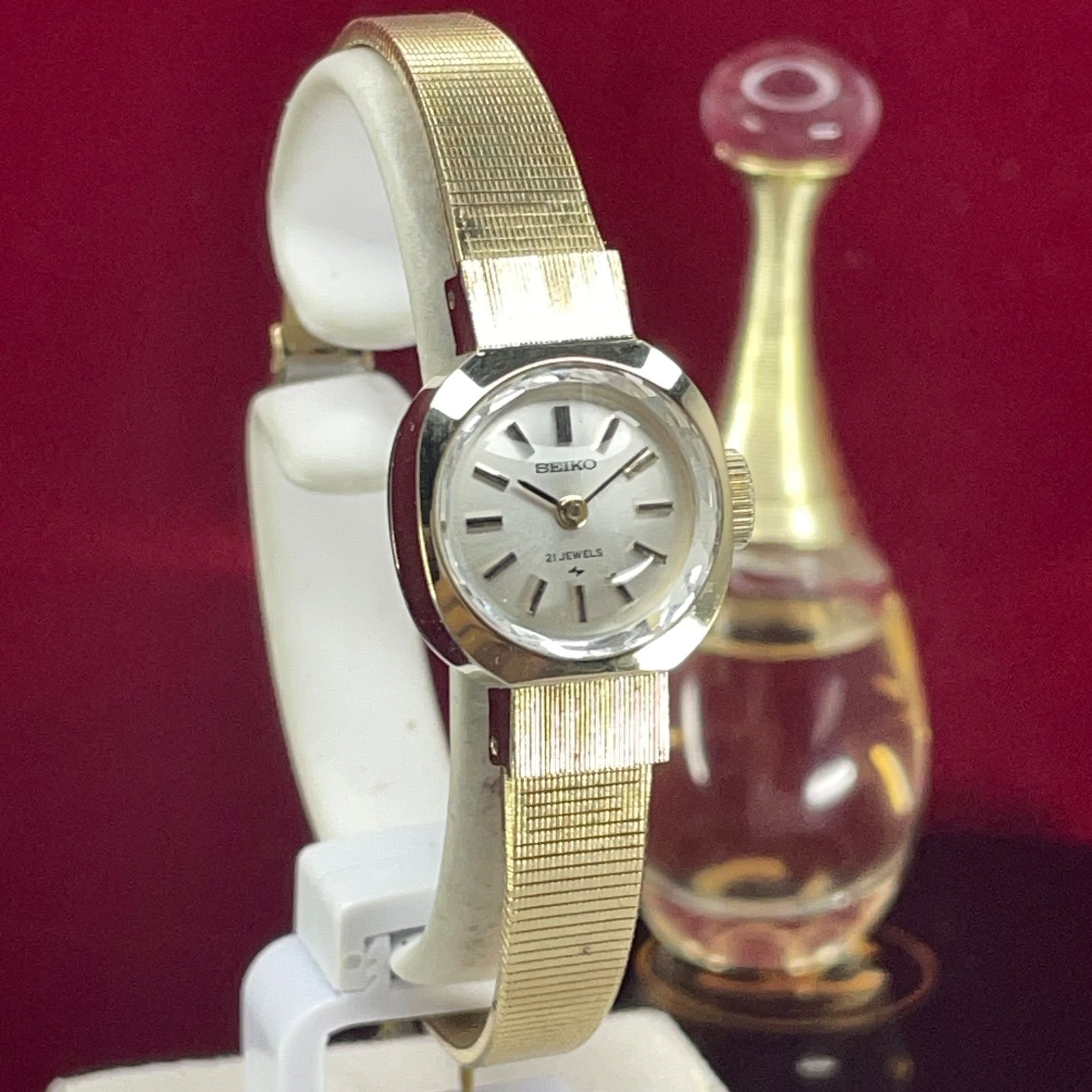 デッドストック 70s 高級 SEIKO ブレスレット 純正ベルト 手巻 腕時計 デッドストック 70s 高級 SEIKO ブレスレット 純正ベルト 手巻