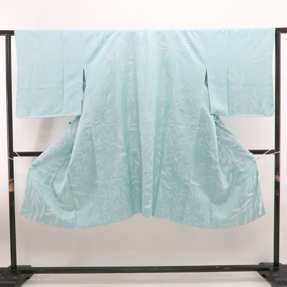 ❁tomihisa❁ リーフ柄 着物 正絹 身も心も熱くなれ 言葉にできない果報の温もり”仕付け糸付 ロング丈 お召地 道中着 6964