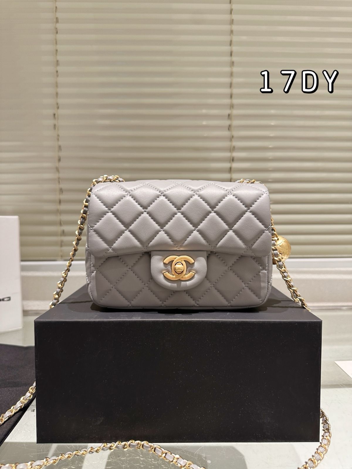 2025新作★【CHANEL】ミニバッグ 2way a1002170_1.jpg