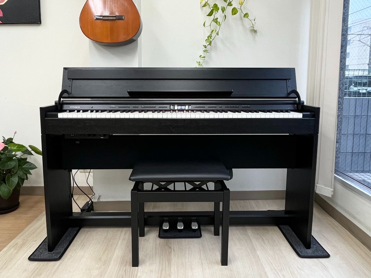 メンテナンス＆クリーニング済み ローランド DP603-CBS 黒木目調仕上げ 2020年製 | 電子ピアノ 88鍵盤 | 木製鍵盤 Roland DPシリーズ | 千葉 東京 神奈川 埼玉 愛知 電子ピアノ専門店の配送設置込