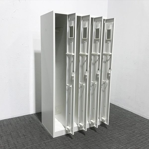 ライオン 4人用ロッカー カギ有 中古