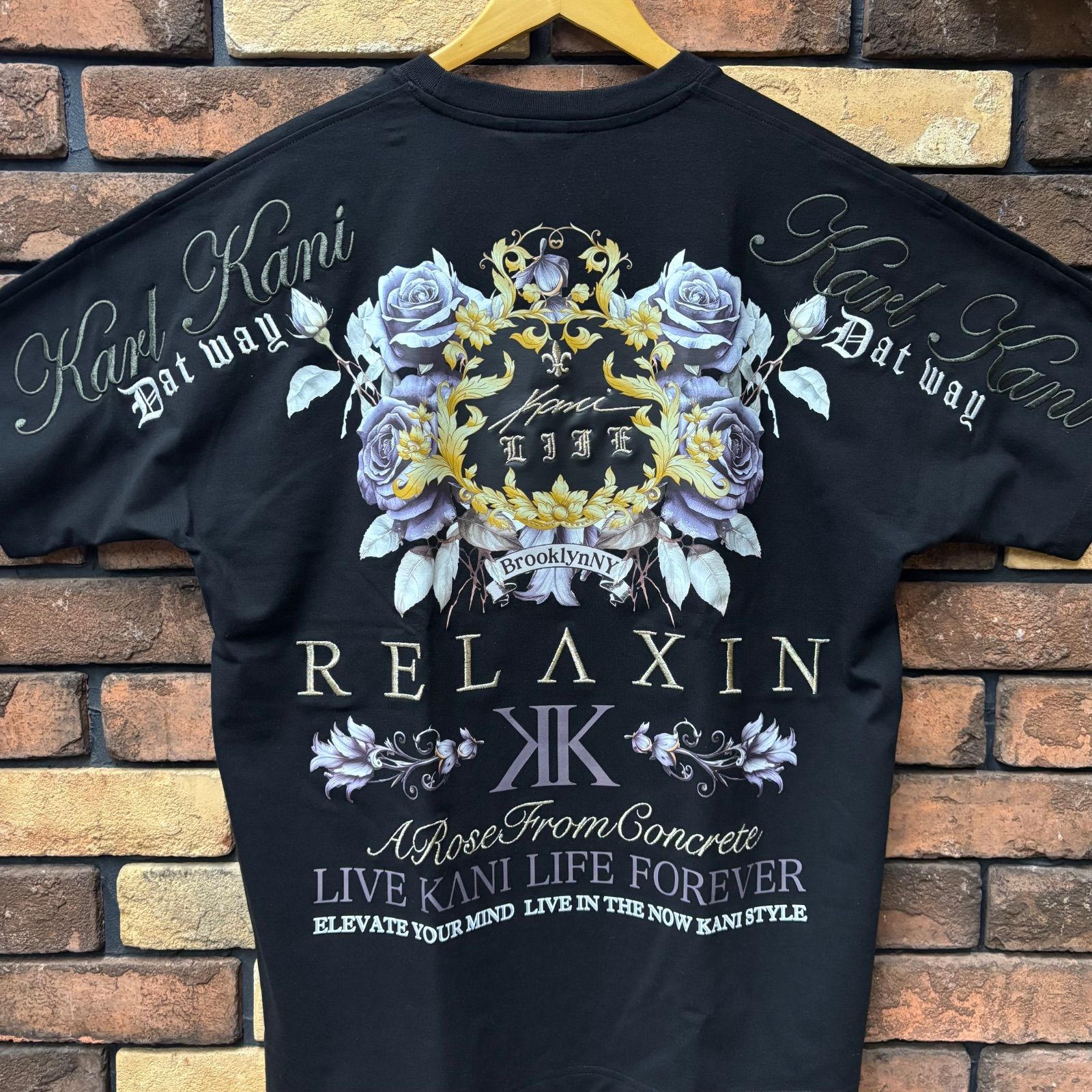 Karl Kani/カールカナイ】バロックローズTEE 半袖Tシャツ 刺繍 