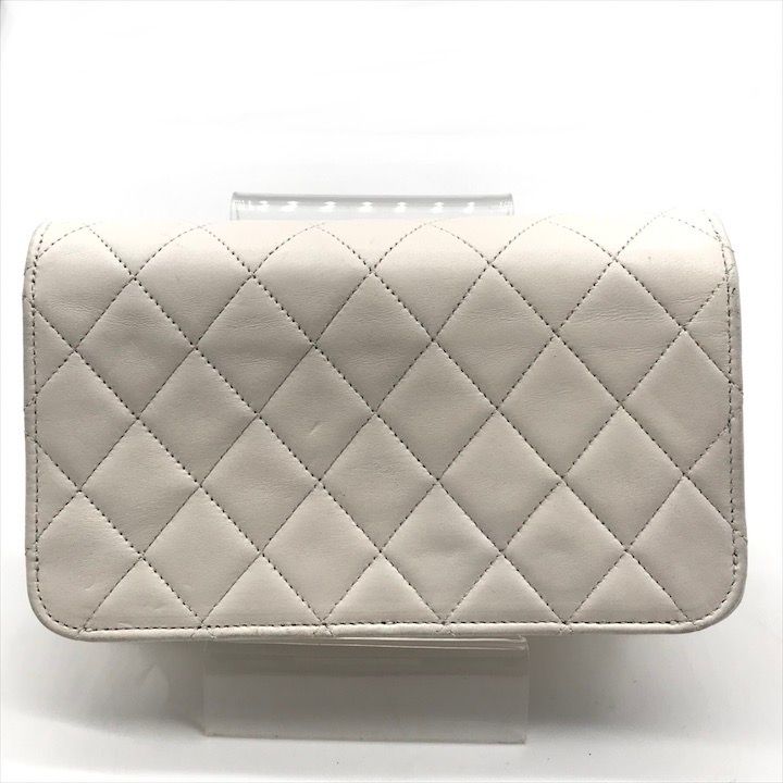 良品 CHANEL シャネル ココマーク ミニマトラッセ ラムスキン