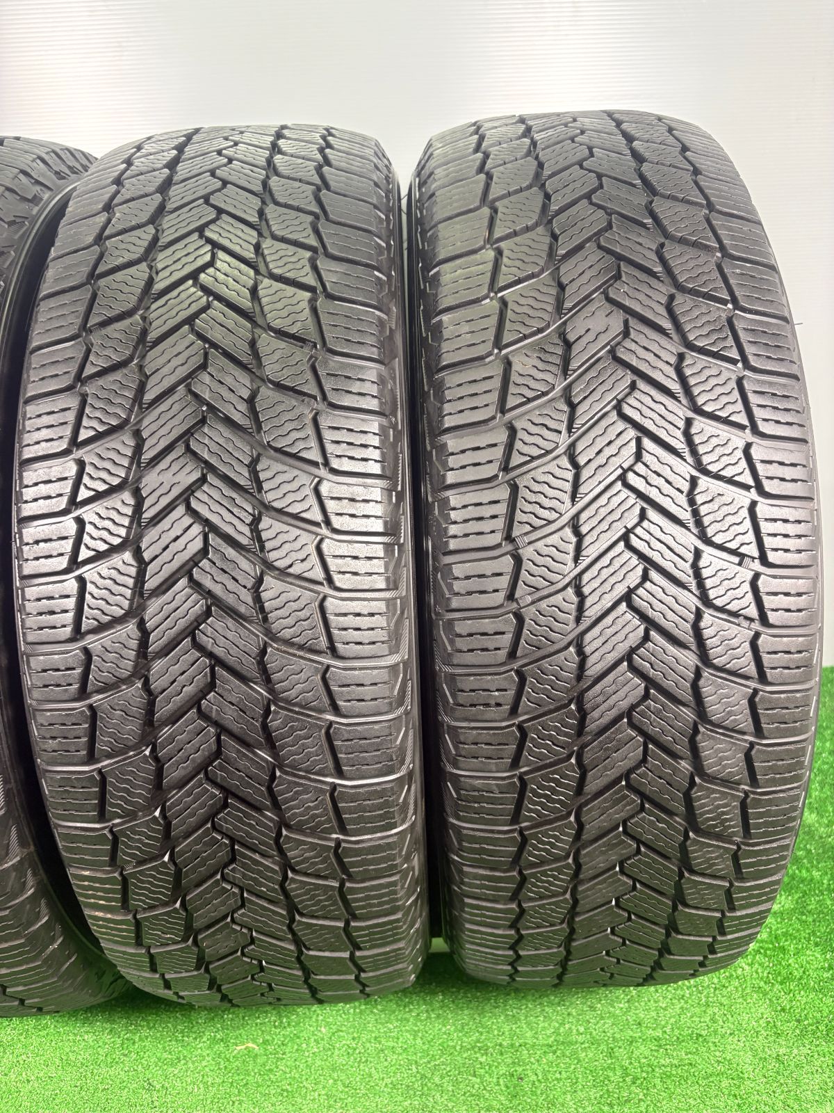 冬タイヤ スタッドレス