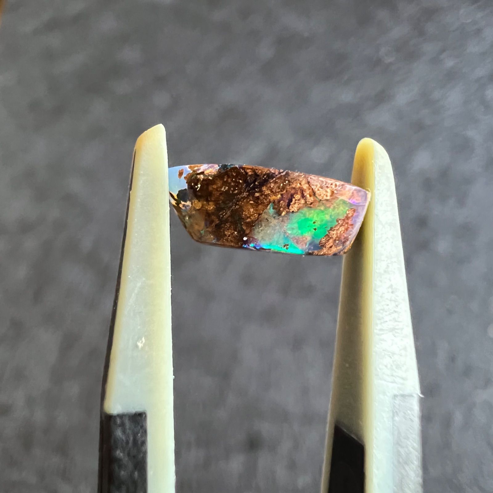 ウッドオパール ボルダーオパール ルース P801 - メルカリ