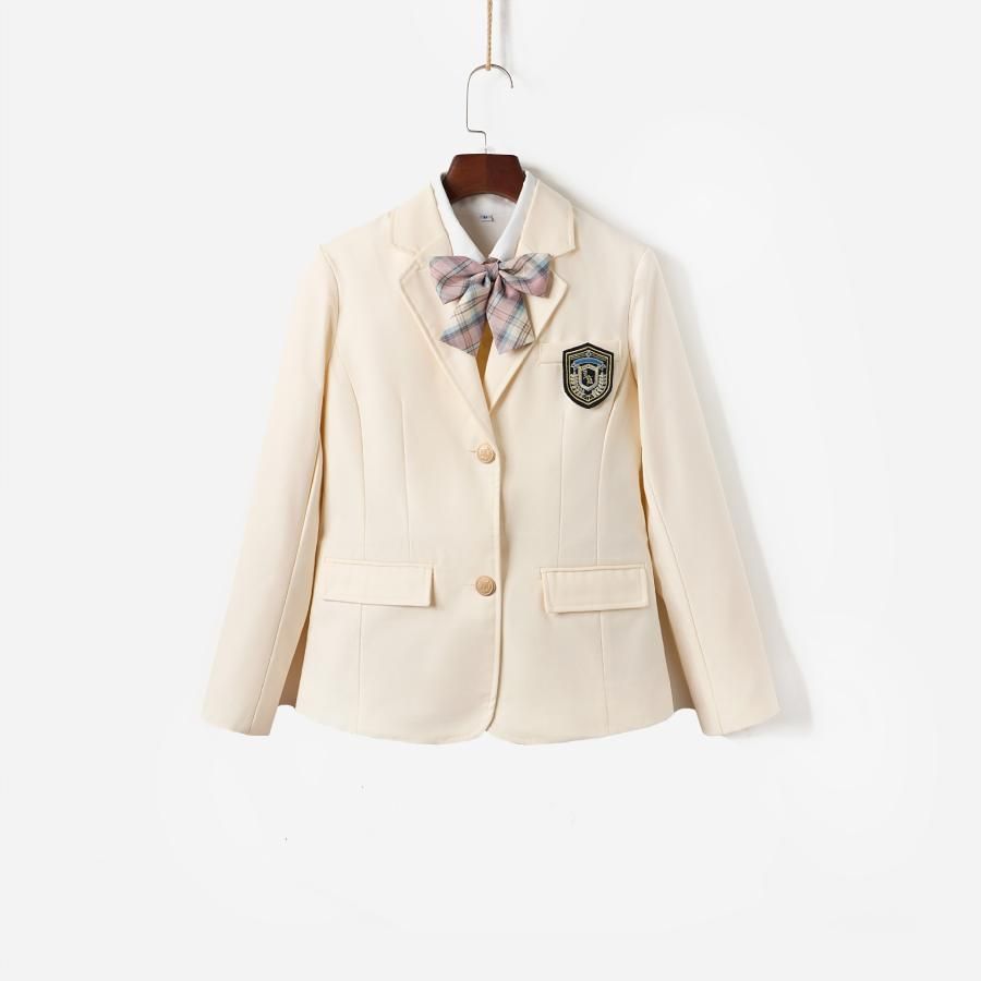 女子 卒服
