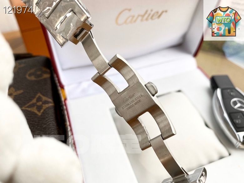 週末限定価格♡ cartier 今日特価！CARTIER カルティエ ブルーバロン レディース