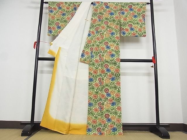 平和屋-こころ店□上質な小紋 菊唐草文 着丈162cm 裄丈65cm 正絹 逸品 ...