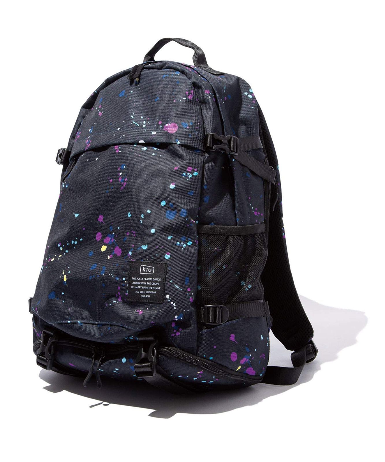 KiU キウ 600D バッグパック BACKPACK はっ水 撥水 防水 大容量 リュック 22L シューズポケット 通勤 通学 アウトドア フェス かわいい おしゃれ メンズ レディース 男女兼用 マルチ スプラッシュ K111-189