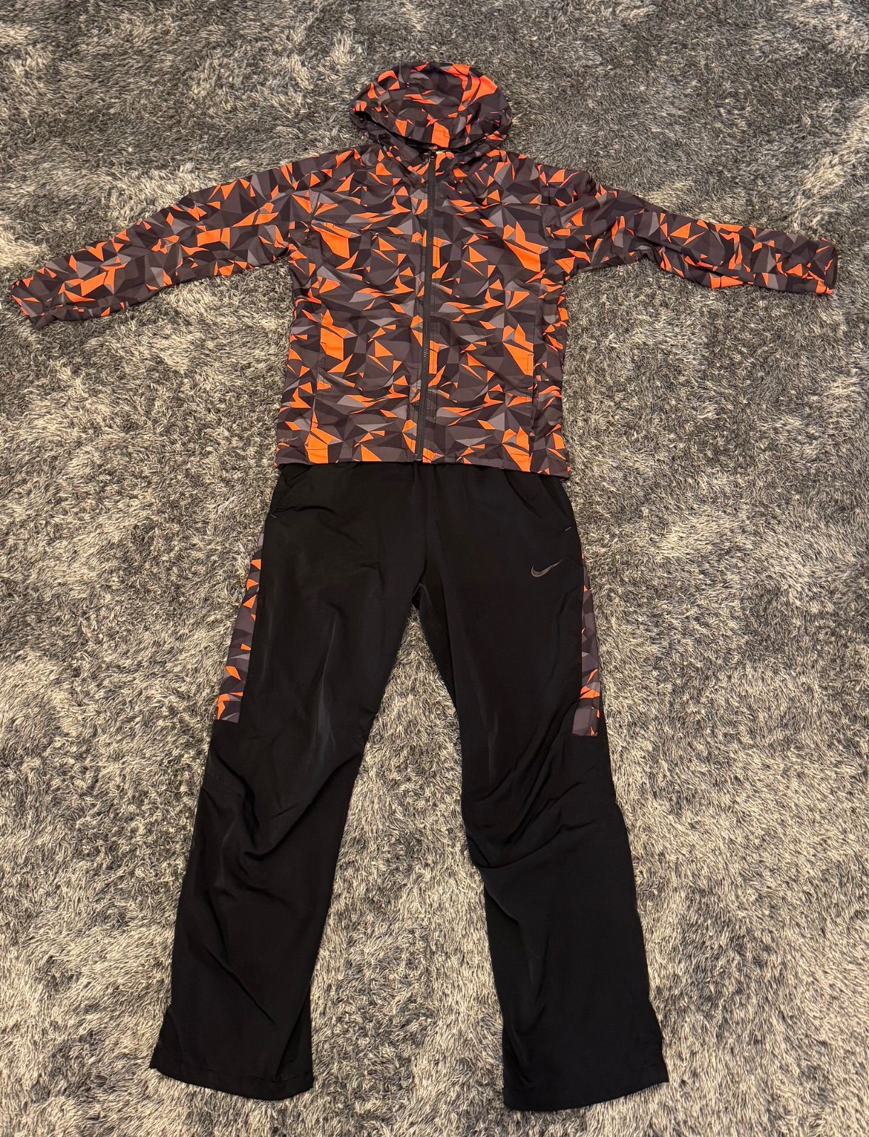 NIKE ランニングウェア セットアップ Sサイズ - メルカリ