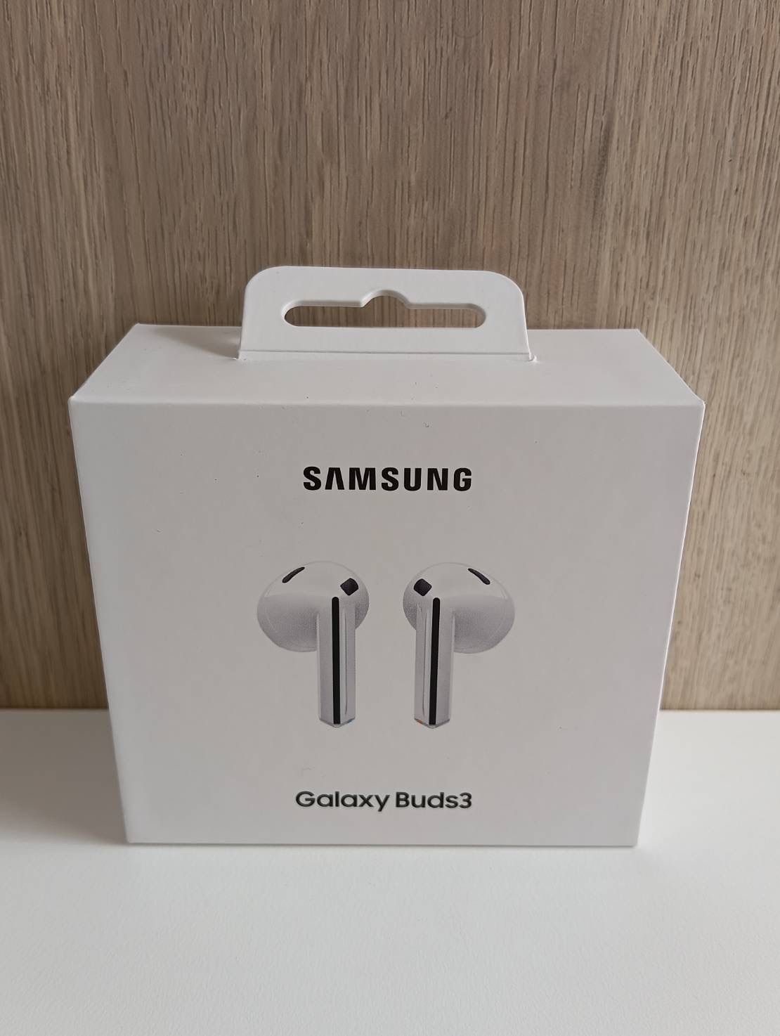 GALAXY Buds ワイヤレスイヤホン 未開封新品 送料無料 GALAXY Buds ワイヤレスイヤホン☆新品未開封☆