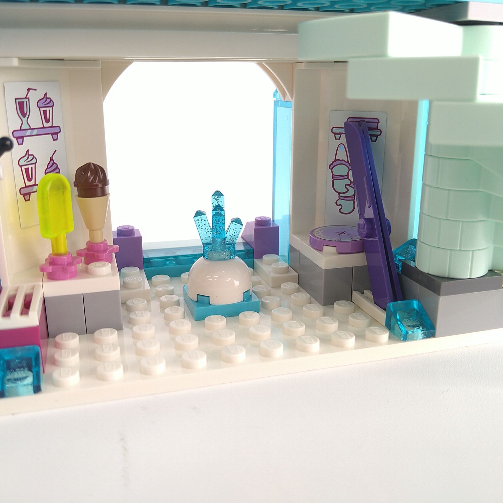 美品】LEGO レゴ エルサのアイスキャッスル 41062 - メルカリ