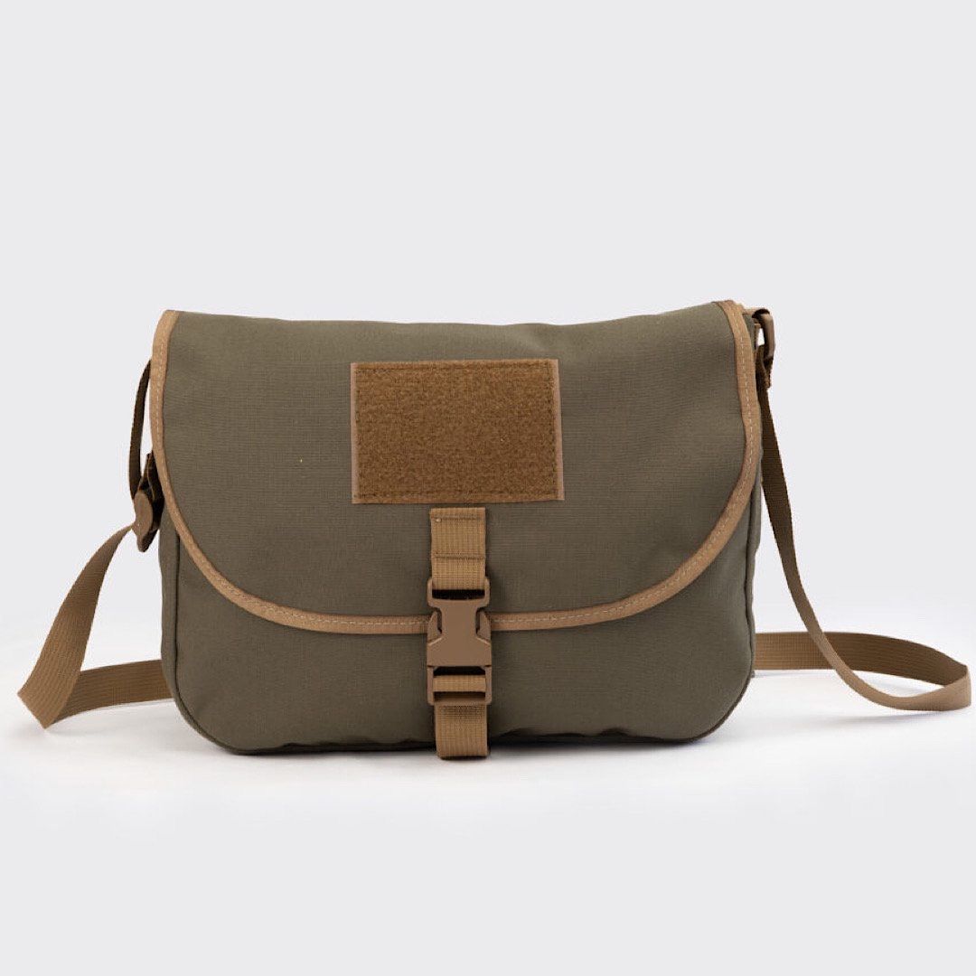 The Hidden Woodsmen French Trade Satchel