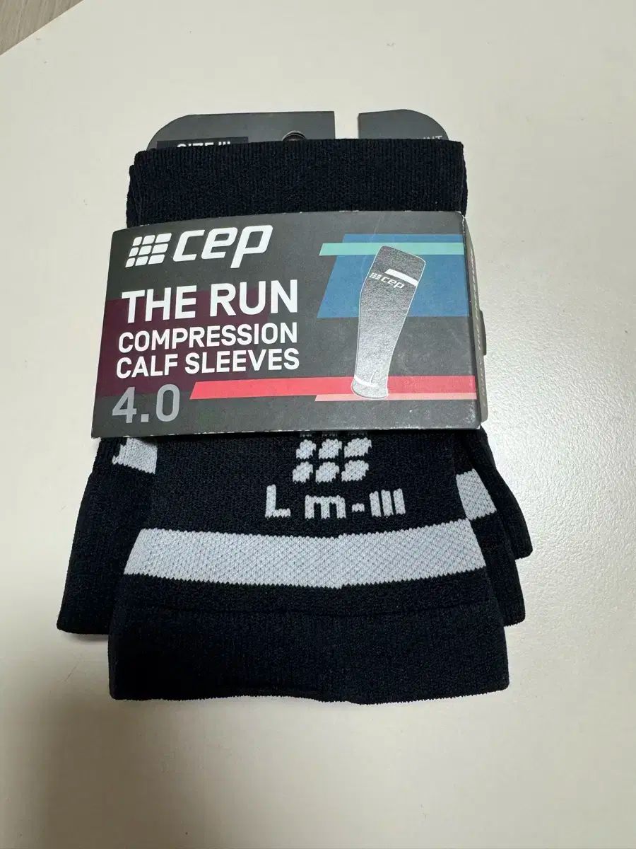 cep カーフスリーブ 男性用 4 0