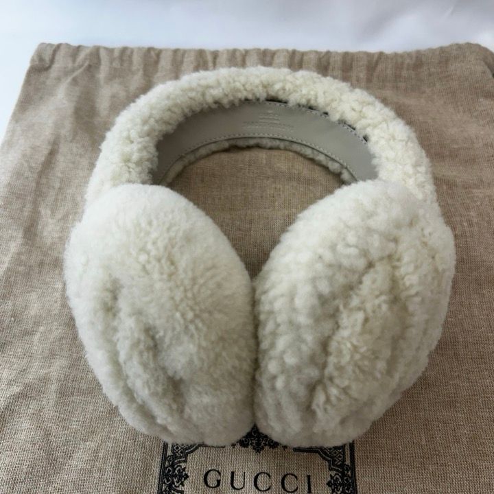 GUCCI（グッチ）イヤーマフ オフホワイト - メルカリ