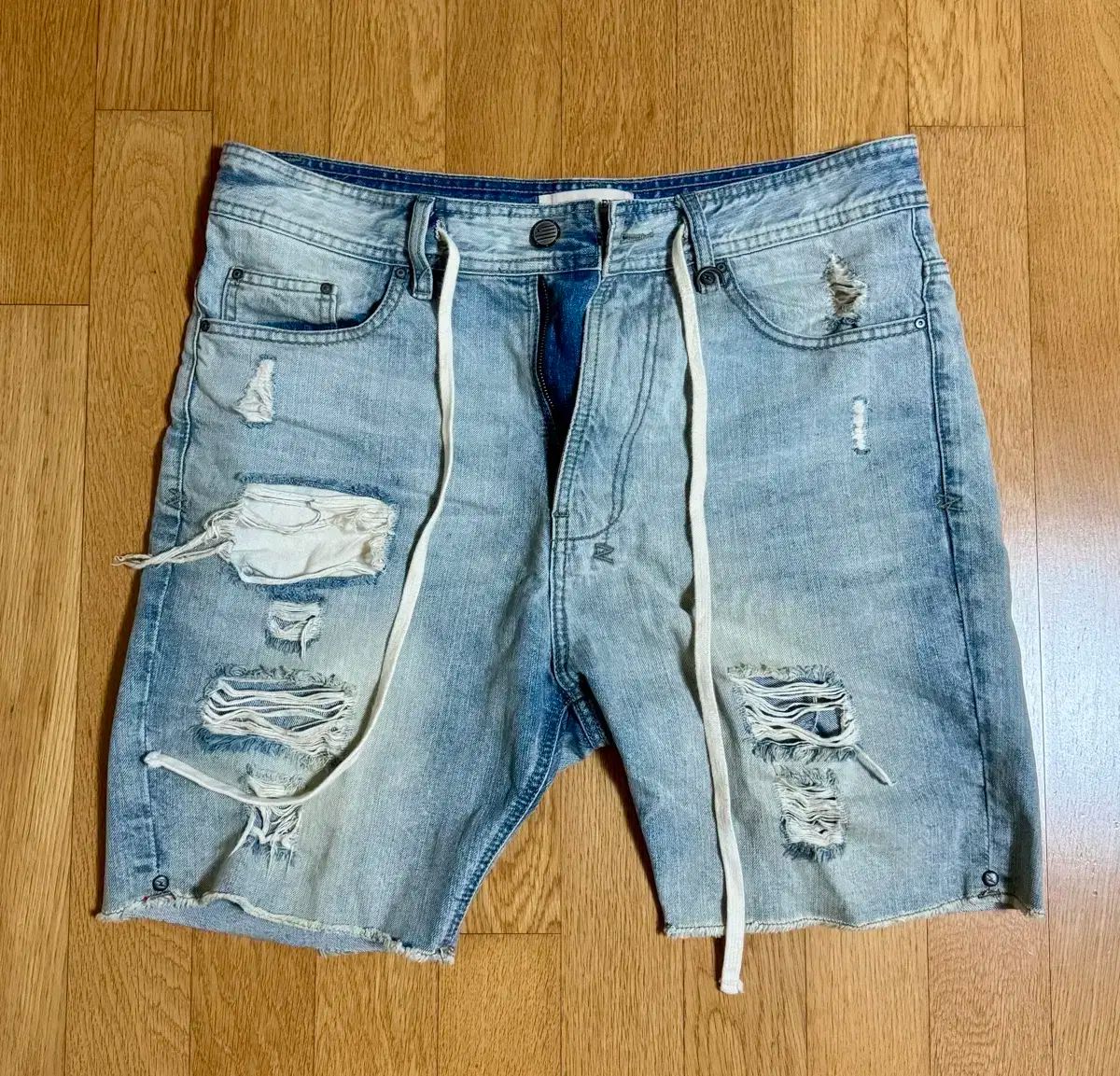 ハイパーデニム デストロイ デニムハーフパンツ 32 サイズ