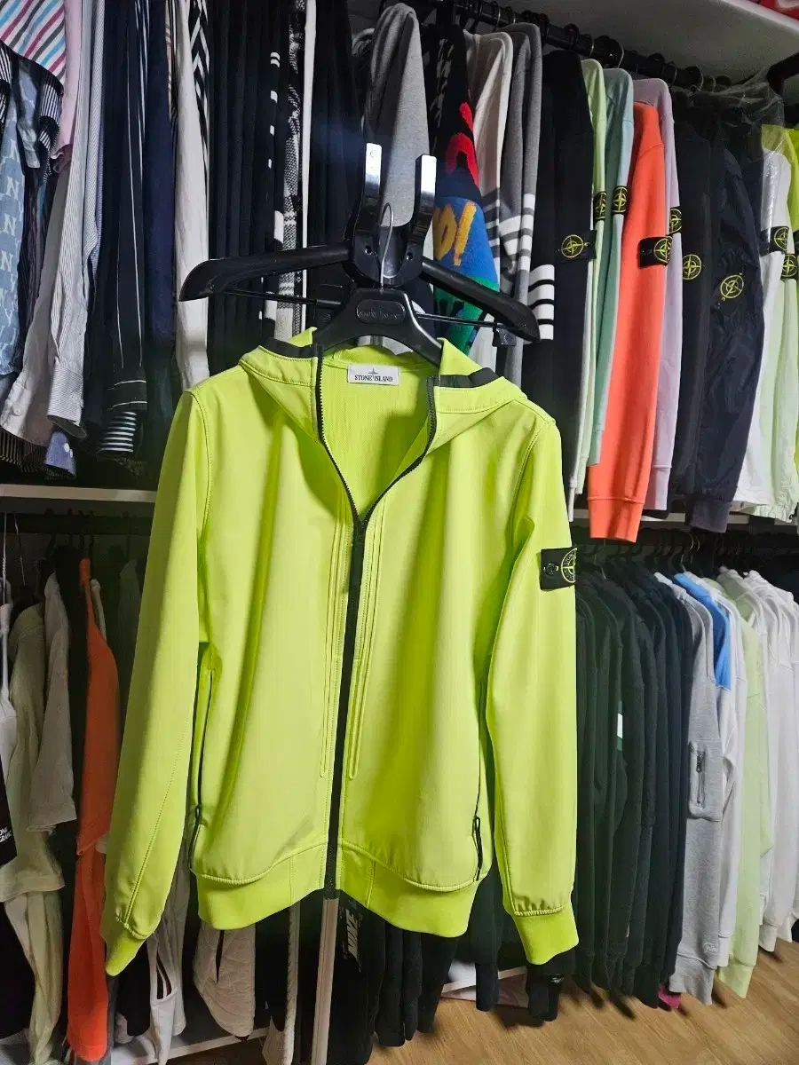 STONE ISLAND ストーンアイランド WHO ジップアップ ジャケット 正規品 サイズ M