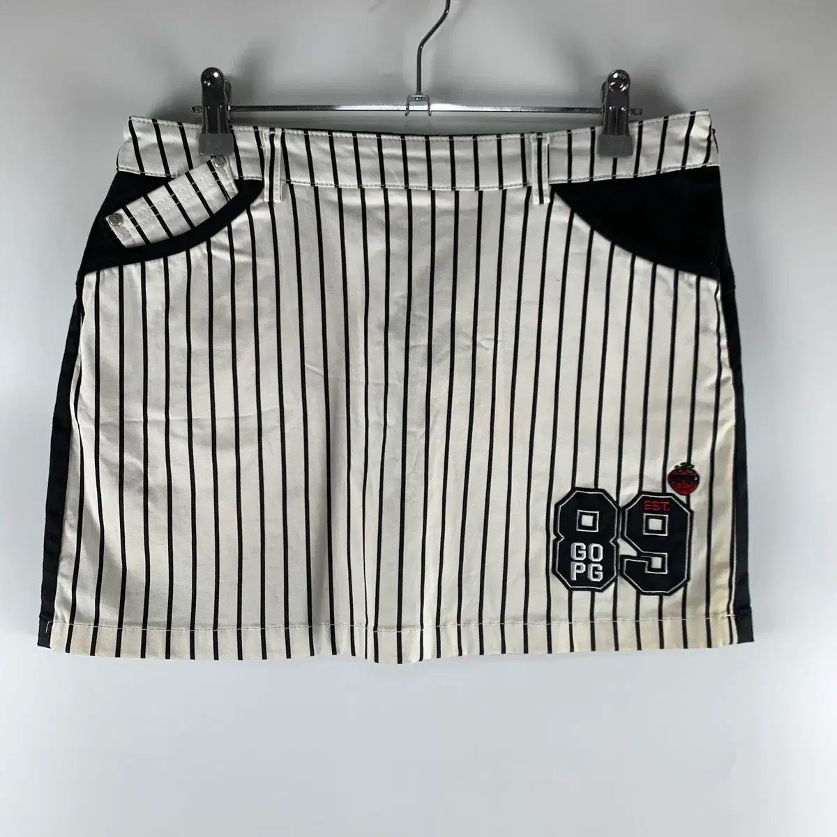 PEARLY GATES ゴルフスカート ストライプ サイズ1 PEARLY GATES(パーリーゲイツ) ストライプ ゴルフ スカート 28 250715