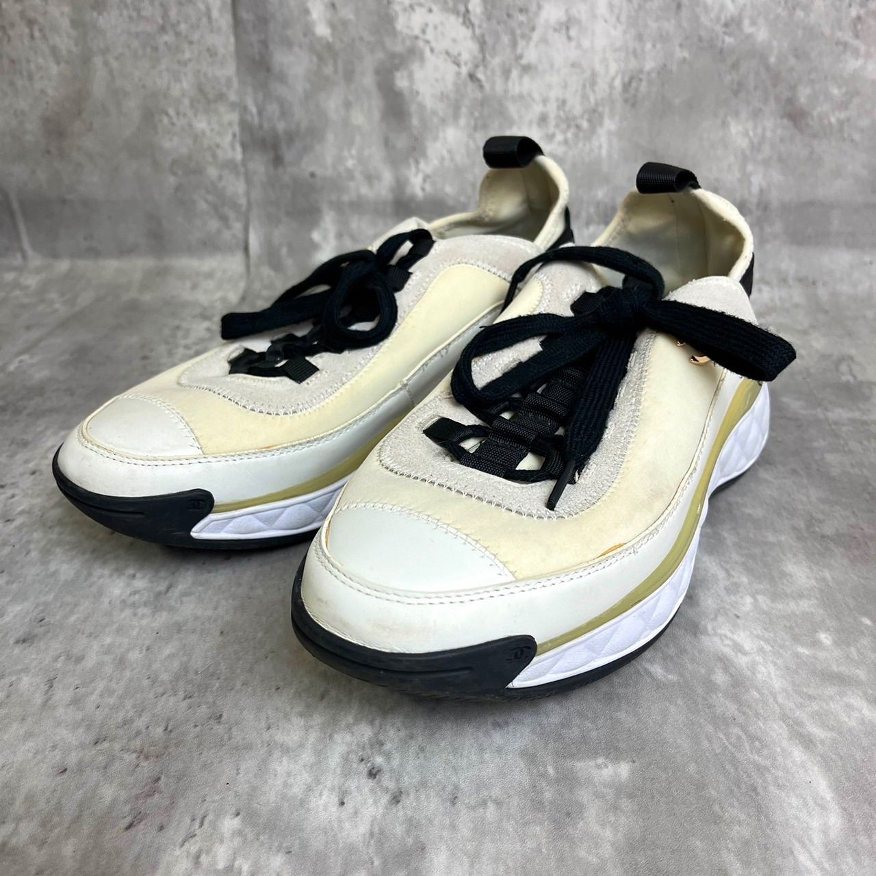 CHANEL★シャネル★レザーステッチ★キルティング★スニーカー★ホワイト★38 ✨希少品✨ CHANEL シャネル スニーカー シューズ 靴 ランナウェイ38