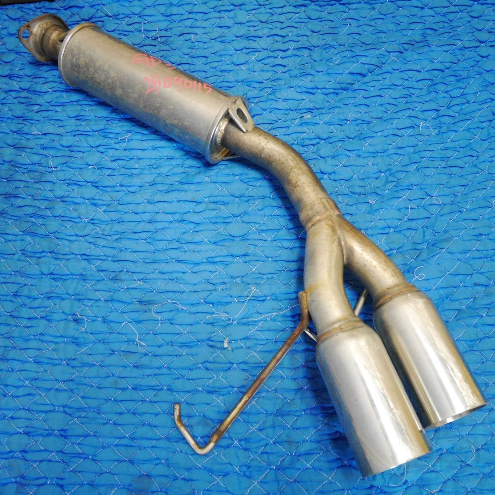 ホンダ GD3 フィット 1.3Lモデル 全グレード 4WD除く 社外 マフラー 排気 カー パーツ メーカー 不明