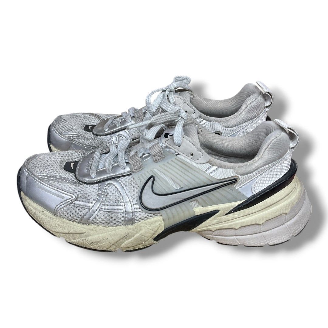Nike V2K RUN 24cm ナイキV2Kラン　シルバー 楽天市場】【15時までのご注文で即日発送！！】NIKE W V2K RUN