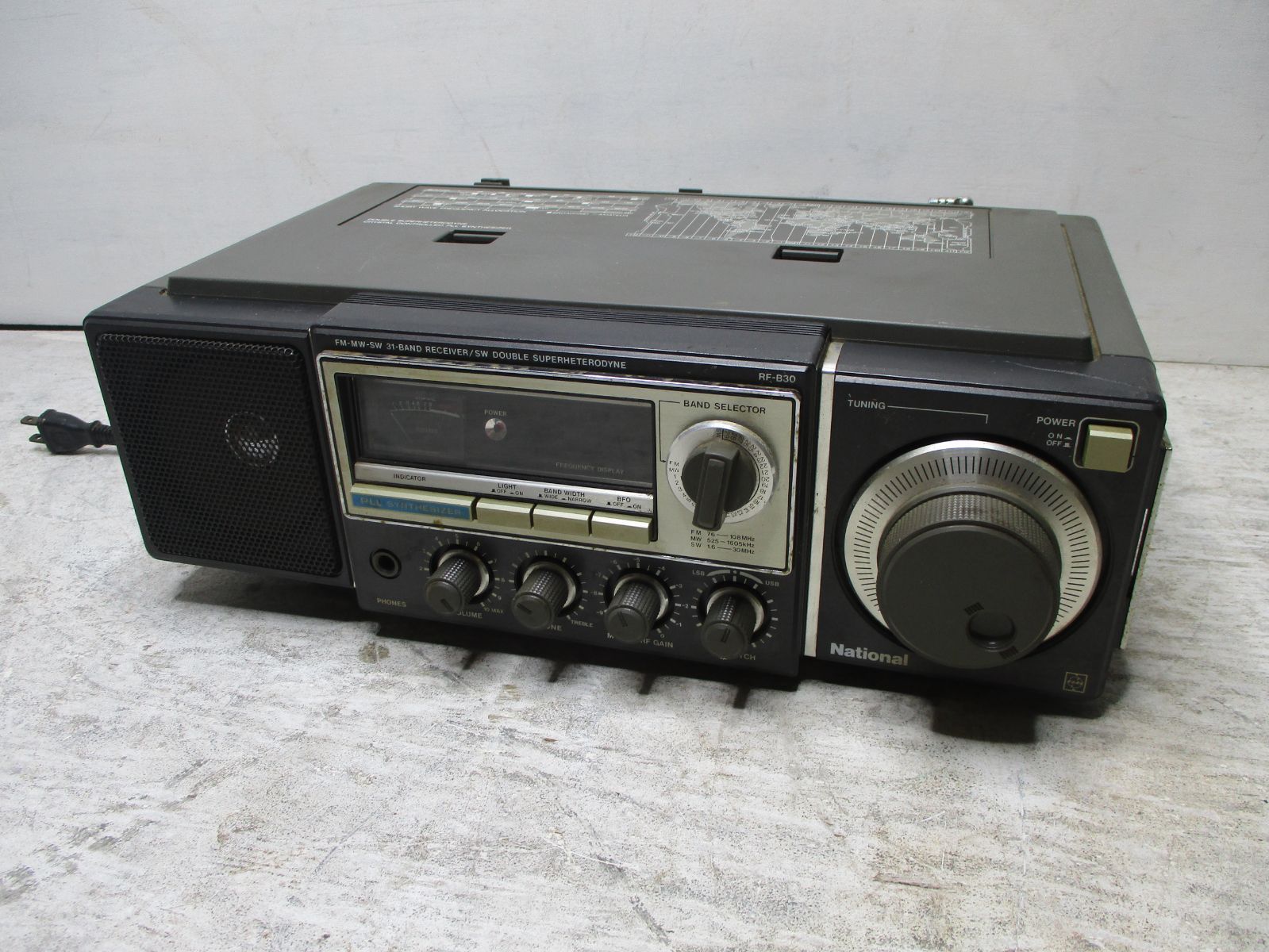 値下】SONYラジオカセット スカイセンサー CF-5950 通電ジャンク品