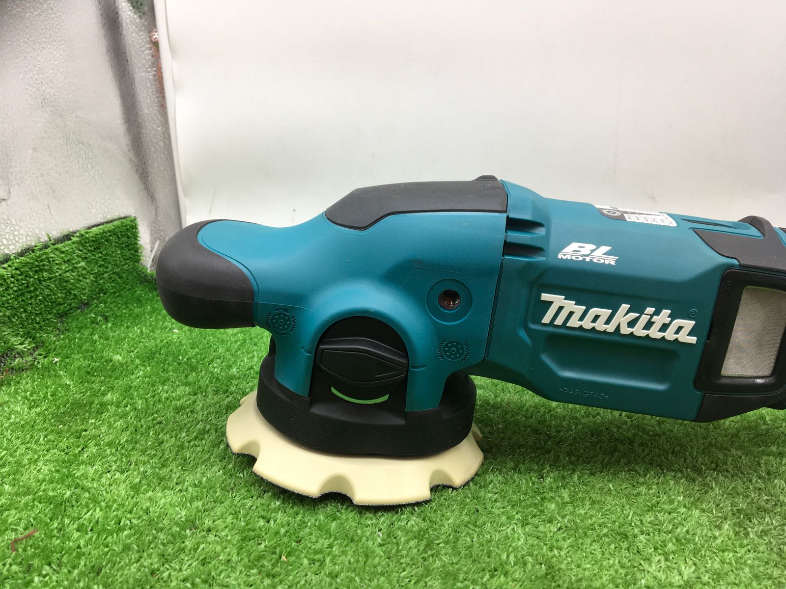 マキタ[makita] 18V 充電式ランダムオービットポリッシャ PO500DZ