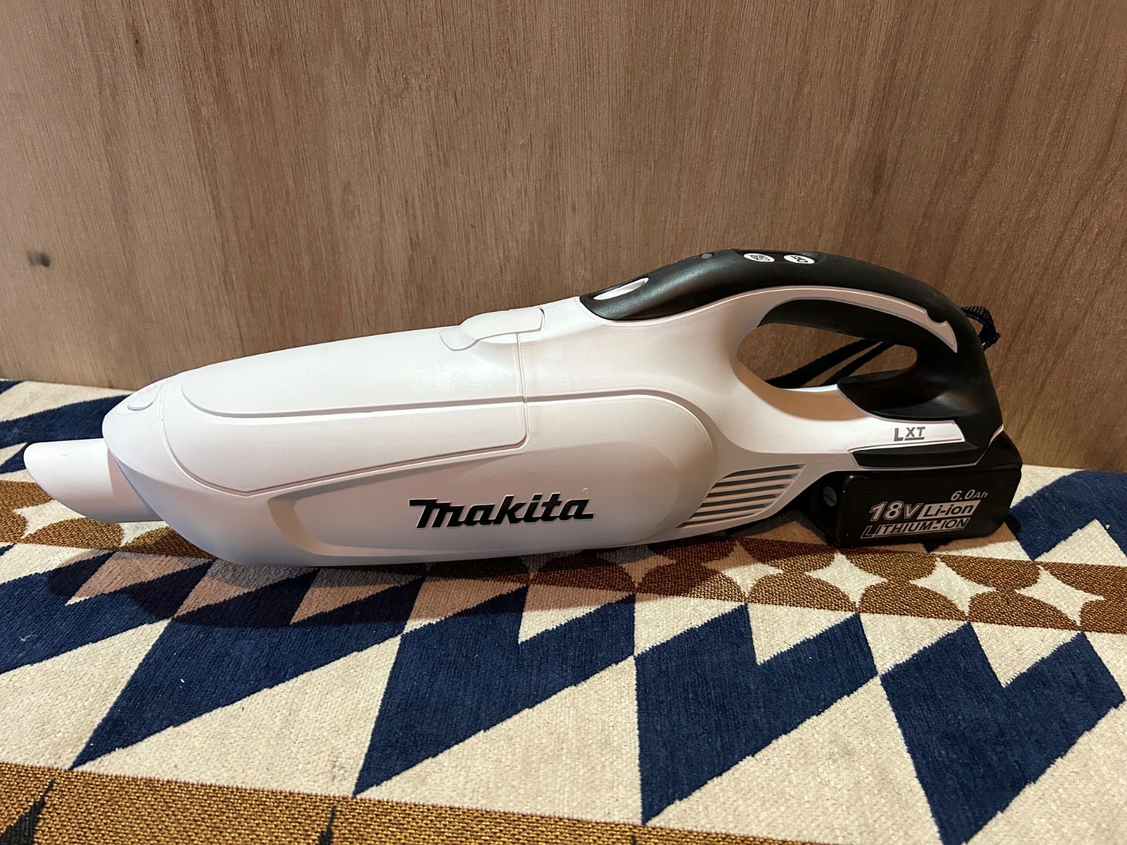 Makita CL182FD ハンディクリーナー 18V CL182FD | 株式会社マキタ