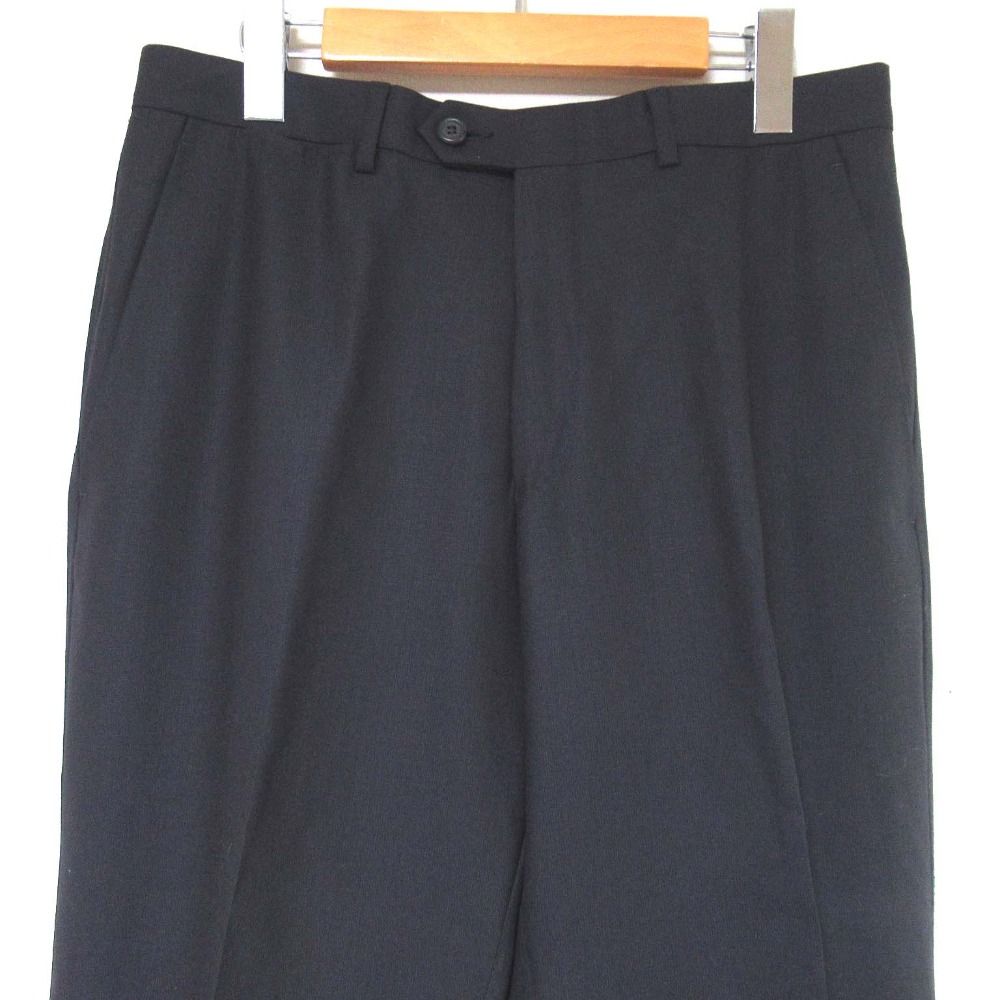 ダークネイビー