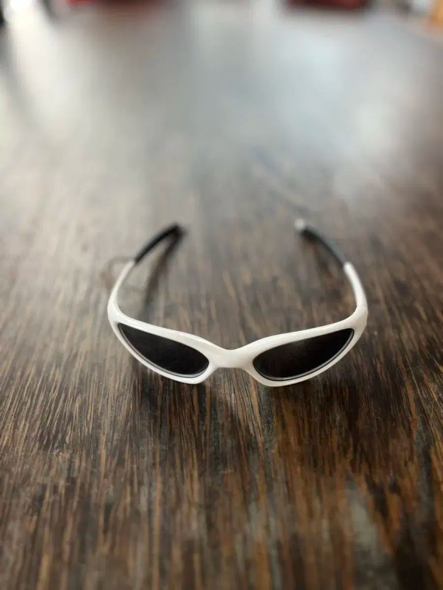 ［希少］オークリーminute 90s初期　パールホワイト OAKLEY MINUTE 1.0 PEARL WHITE 90'S VINTAGE Y2K DISCONTINUED