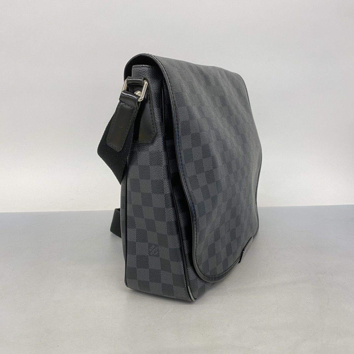 5ma0104-h ルイヴィトン ショルダーバッグ ダミエ グラフィット ダニエルGM N58033 ブラック メンズ