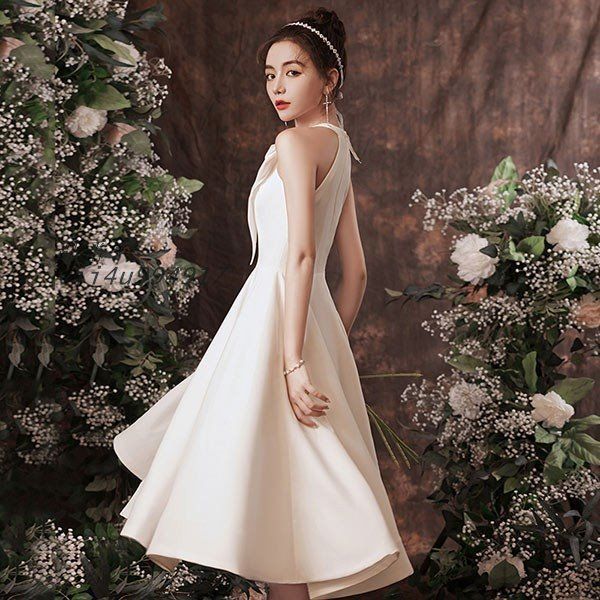 ホルターネック 小さいサイズ