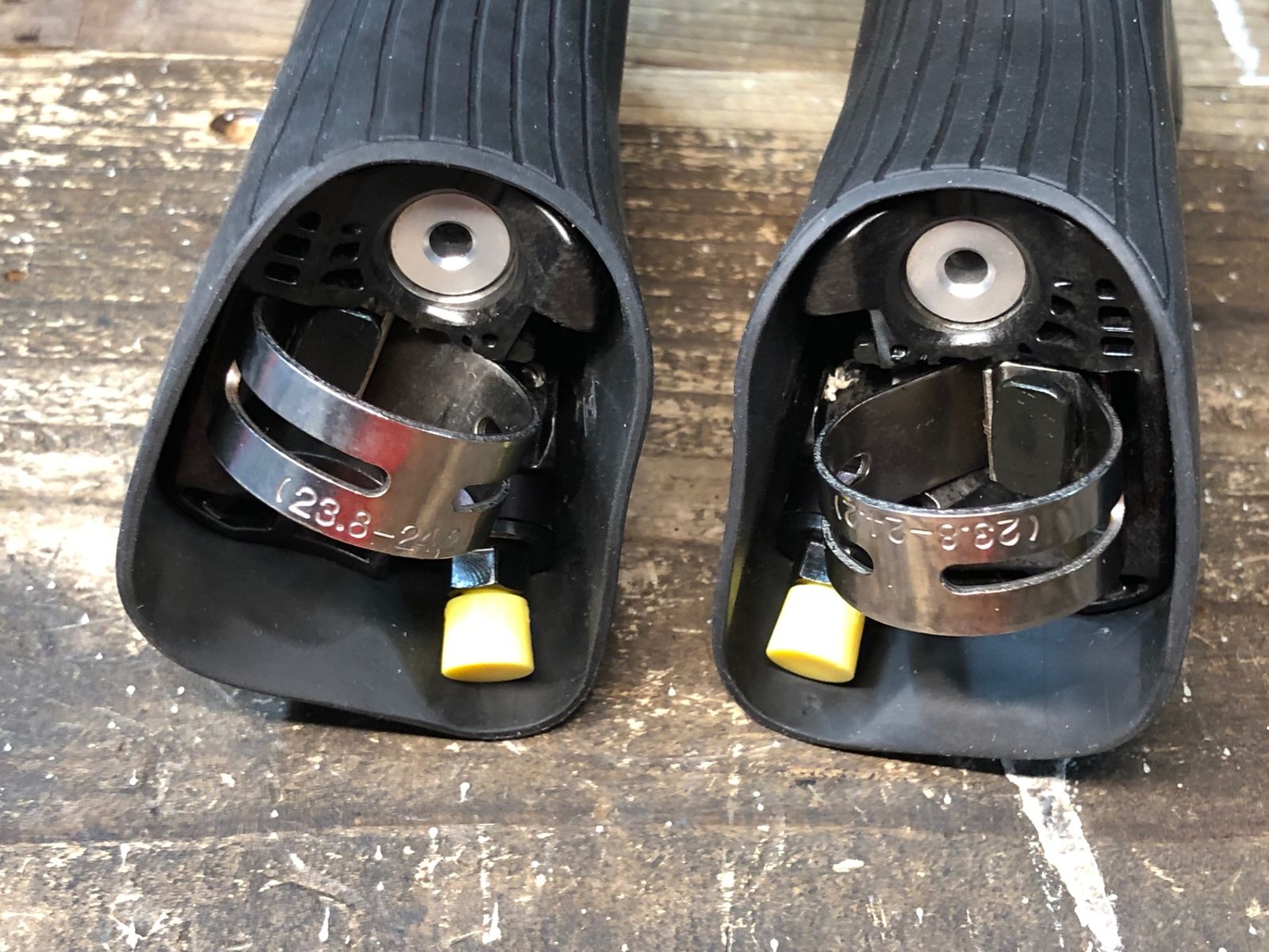 シマノSHIMANO ST-R8070 左右セット SHIMANO（シマノ）ST-R8070 STI