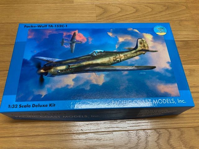数量 パシフィックコーストモデル PCM32014 フォッケウルフ Ta.152C-1 1 32スケール