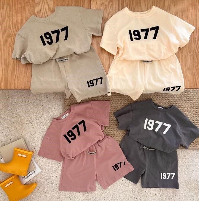 ESSENTIALS セットアップ1977