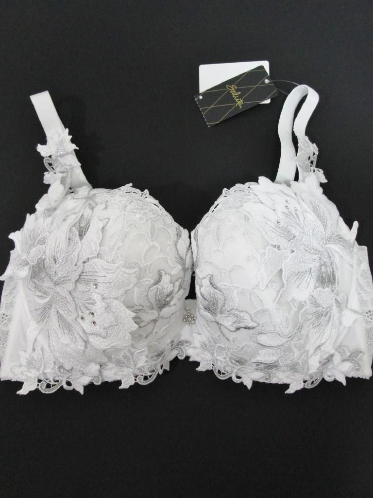 □【新品】Wacoal Salute【F80】 ワコールサルート ブラジャー