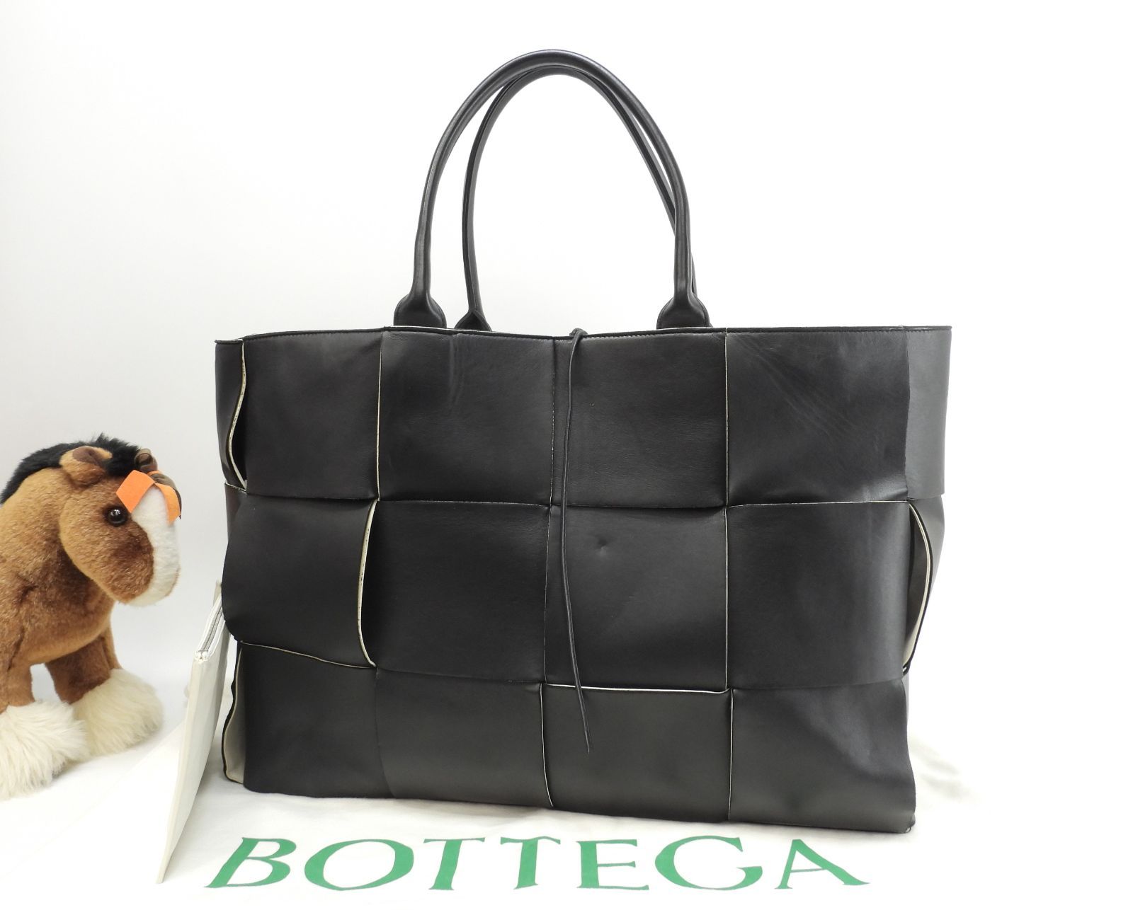 美品✨ボッテガヴェネタ　トートバッグ BOTTEGA VENETA ボッテガヴェネタ トートバッグ ARCO ベージュ
