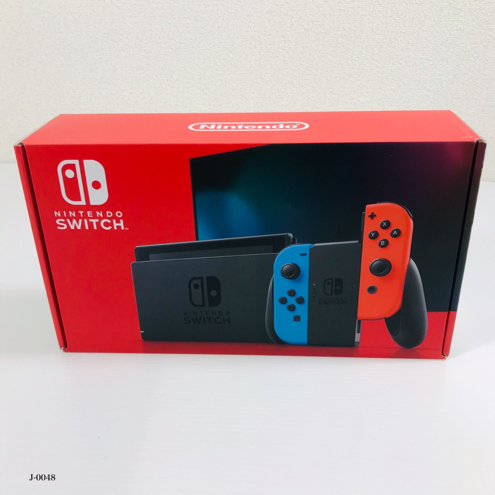 新型  美品　Nintendo Switch ニンテンドー  スイッチ
